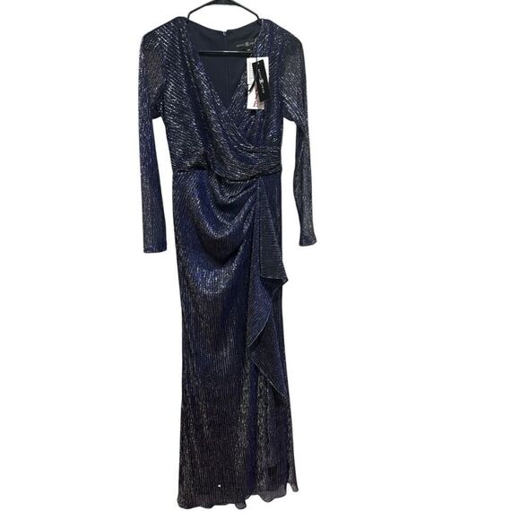 Revolve Betsy & Adam MAGGIE LONG PLEATED METALLIC V-NECK DRESS 8 Petite - Picture 3 of 8